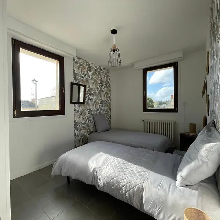 Grand En Vallee De La Loire