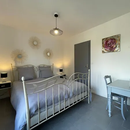 Apartment Grand En Vallee De La Loire